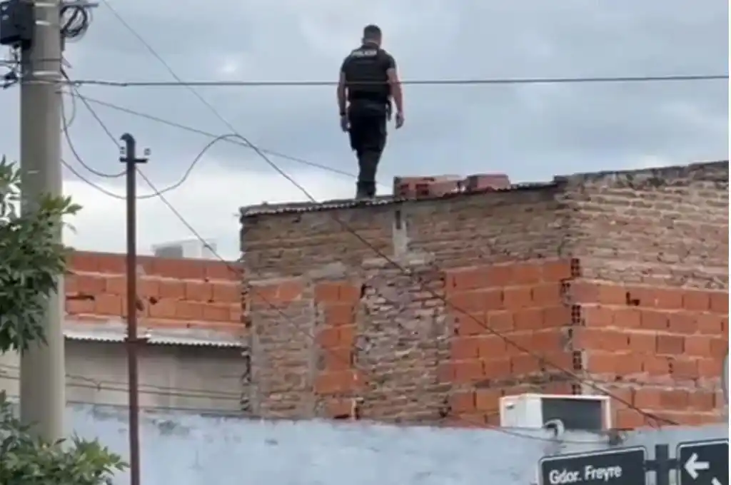 Calle Gorostiaga al 3500 por detonaciones de arma de fuego.