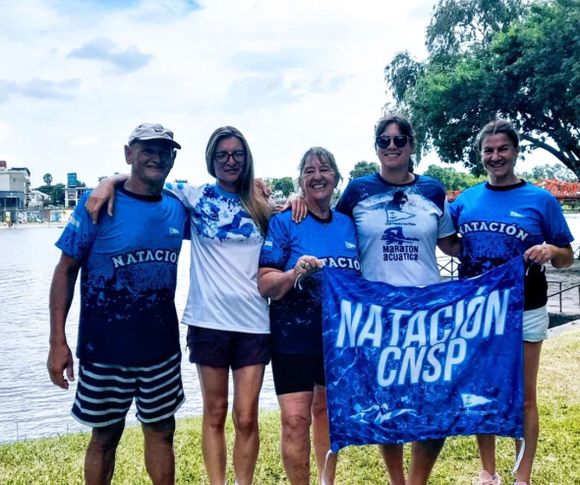 Aguas abiertas: sampedrinos participaron de la Vuelta a la Isla en Gualeguaychú