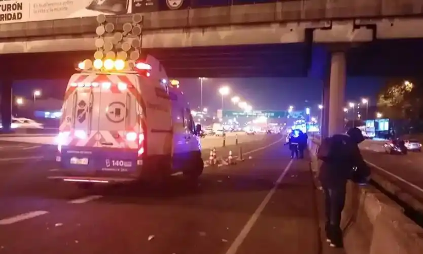 Panamericana: murió un motociclista tras chocar contra un guardarrail