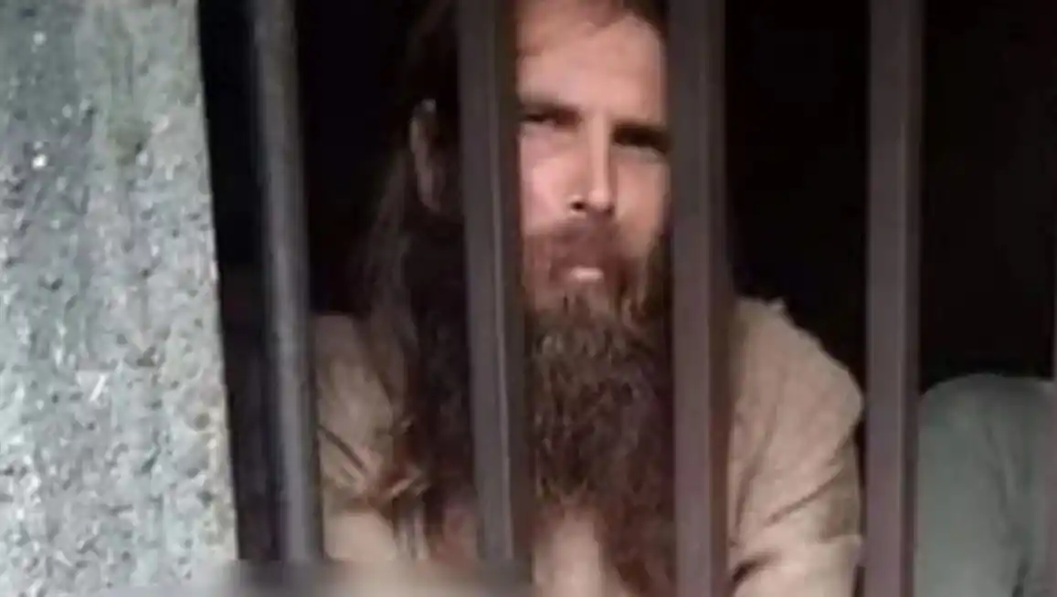 Prófugo ruso que dice ser Jesucristo es buscado por el secuestro de su hijo de 8 años