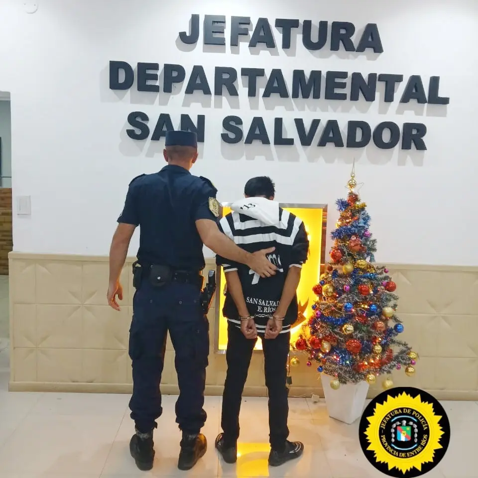 Detienen a un hombre por un hecho de violencia de género, en San Salvador