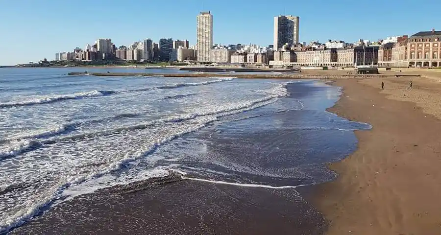 Salió el sol y llega un calor de verano: se espera una máxima de 25°