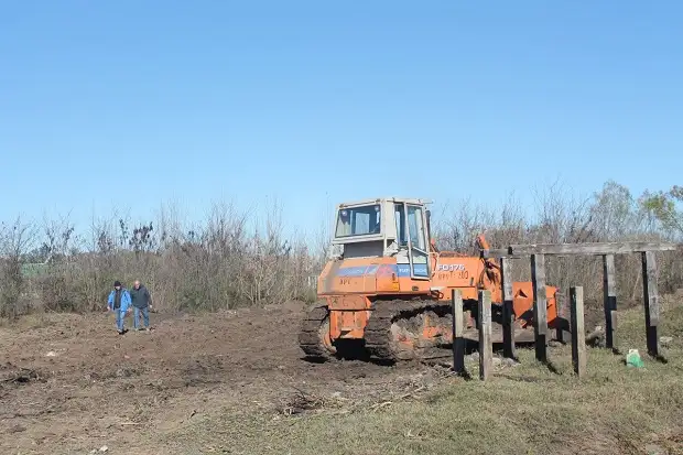Realizan mejoras en la zona de Camino de la Península