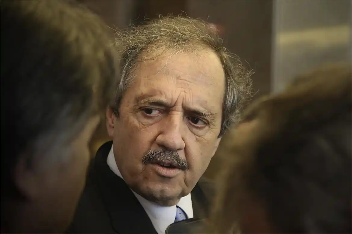 Alfonsín se mostró "consternado y preocupado" por el ataque a balazos a Héctor Olivares