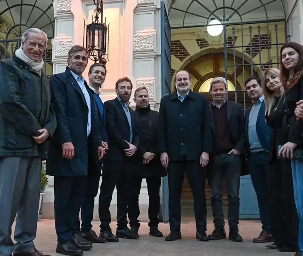 Los intendentes apuntan a que de ese grupo salga el candidato a gobernador.