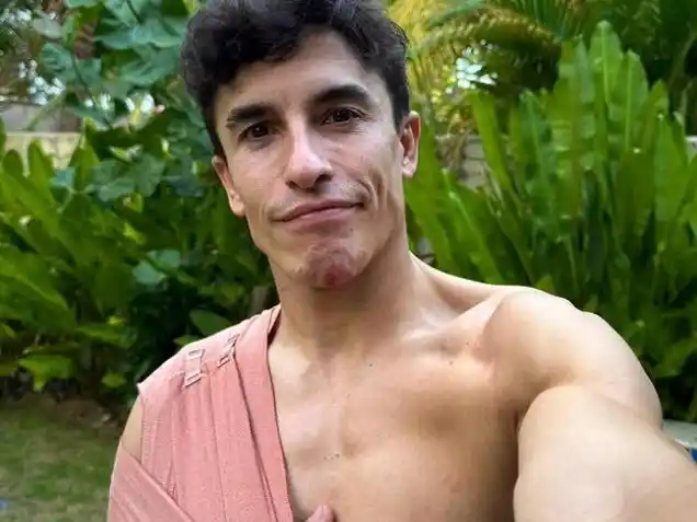 Márquez se pierde dos carreras por lesión en el hombro derecho