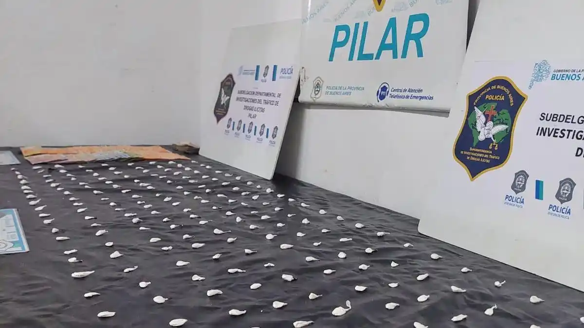 Las dosis fueron halladas en el marco de dos allanamientos.