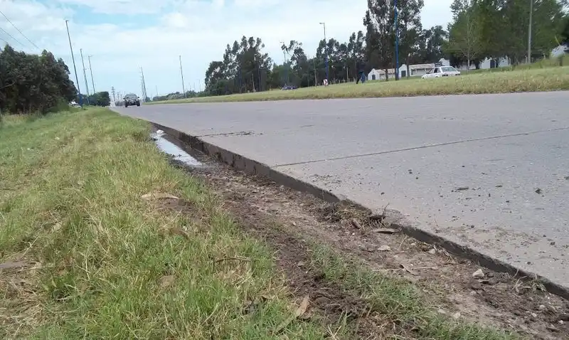 Exigen a Scioli señalizar la Ruta 88 "aunque sea de naranja"