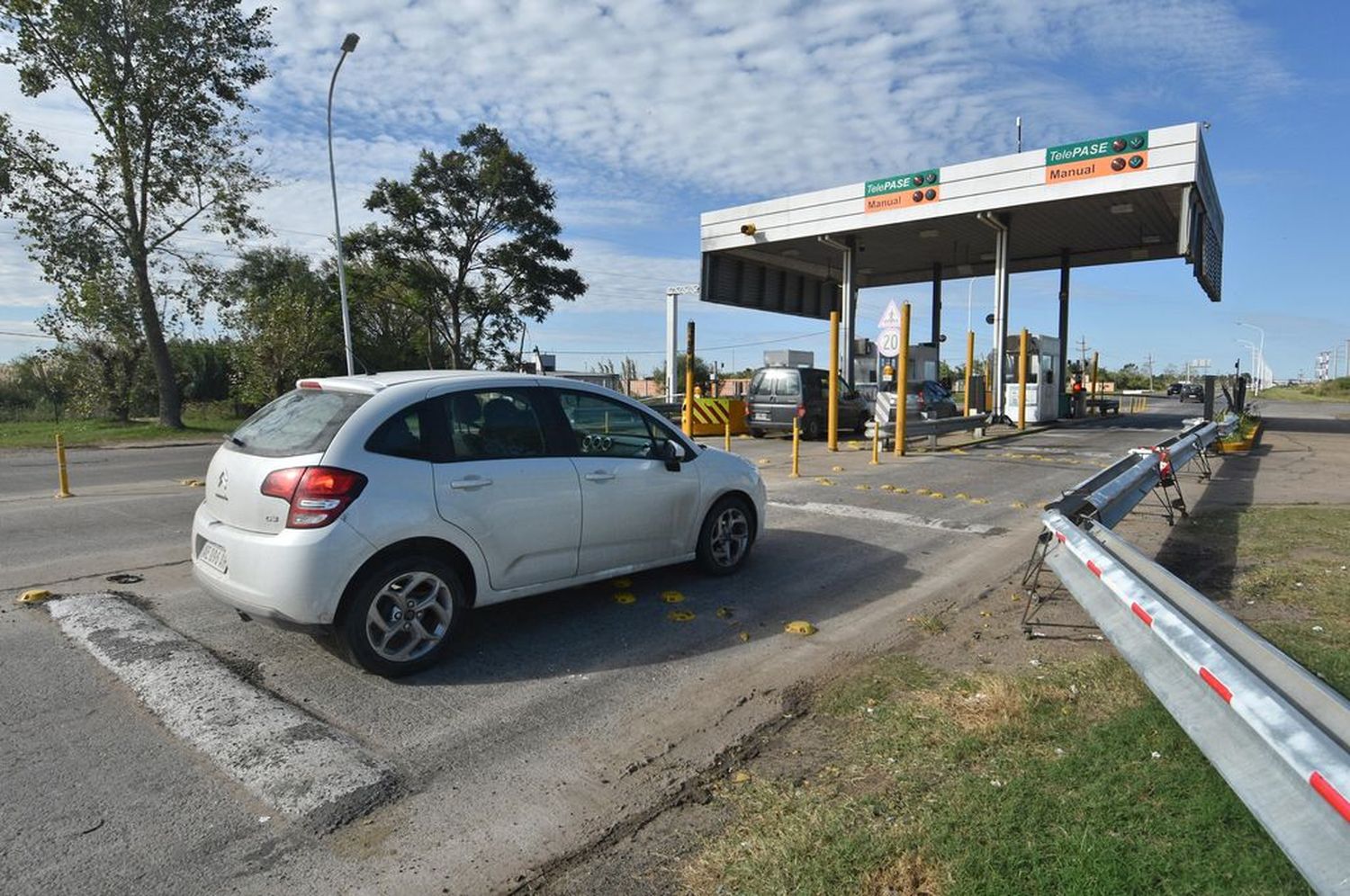 Autopista: proyectan avanzar hacia la automatización total del cobro de peaje