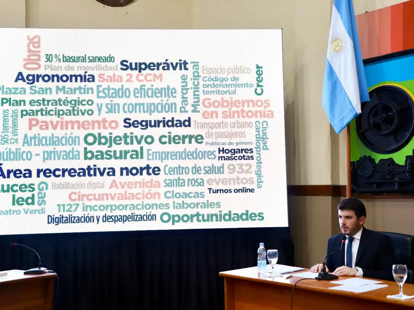 El intendente Chiarella inauguró un nuevo período ordinario del Concejo de Venado. Foto: MVT