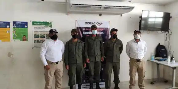 ¡EXPULSADOS! Tres militares venezolanos que ingresaron  a Colombia