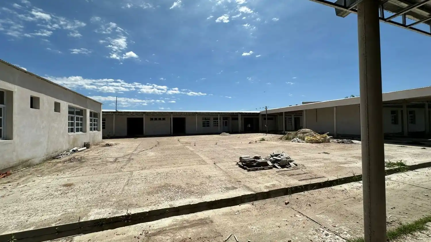El Gobierno provincial adjudicó la obra para finalizar el nuevo edificio de la  escuela de Educación Técnica Nº 4 de Larroque