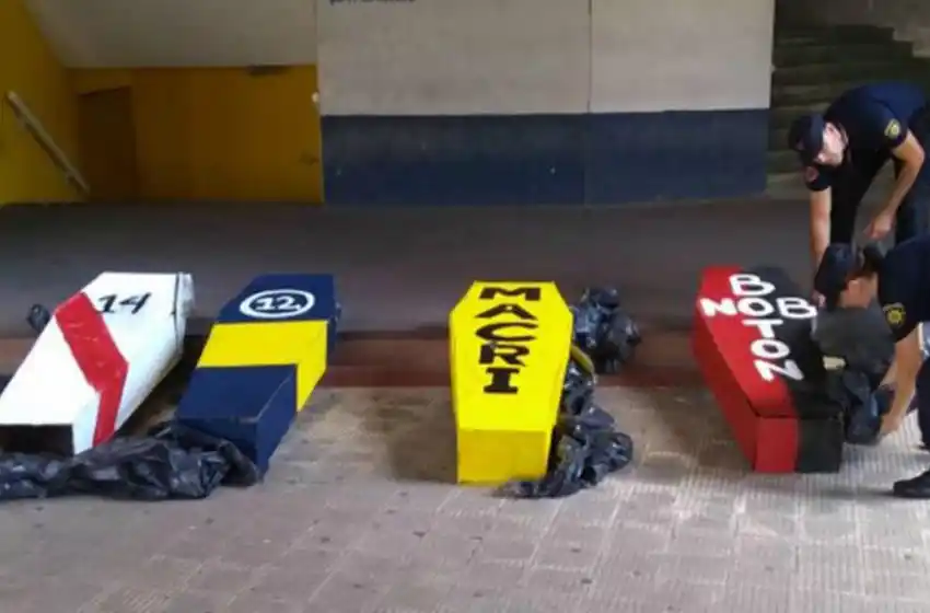 Amonestaciones y multa económica para Central por los ataúdes