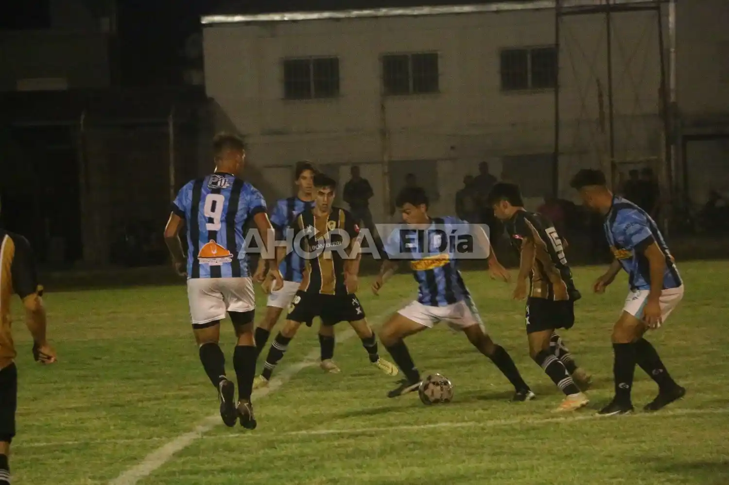 Juventud goleo a Deportivo Gurises en el cierre de la primera fecha de la Copa Gualeguaychú