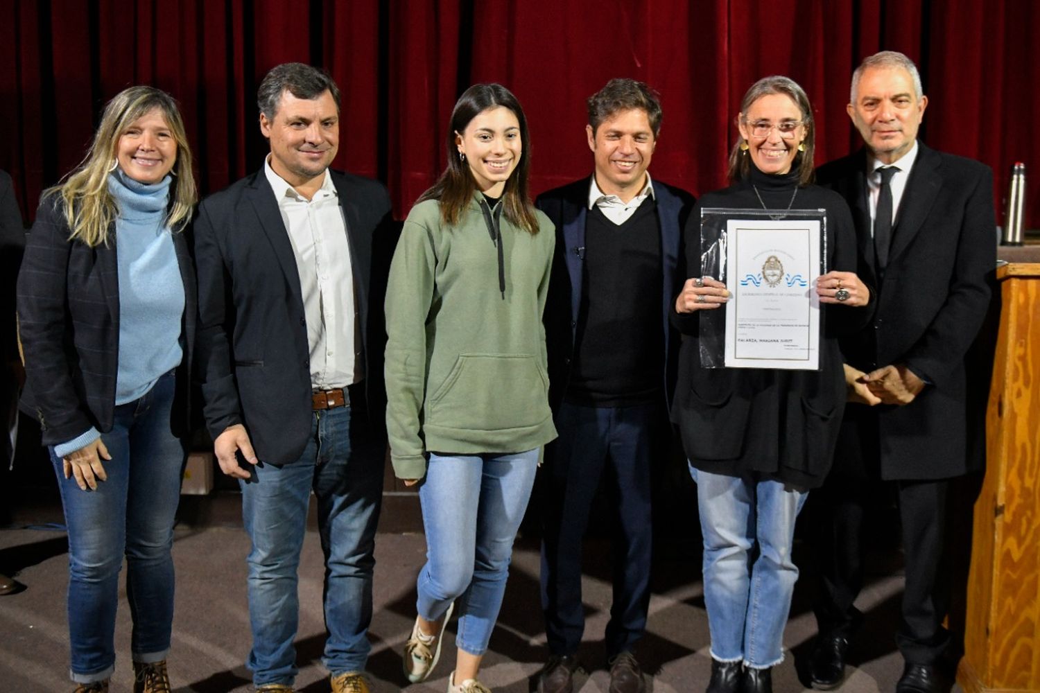 Axel Kicillof entregó escrituras gratuitas en San Andrés de Giles