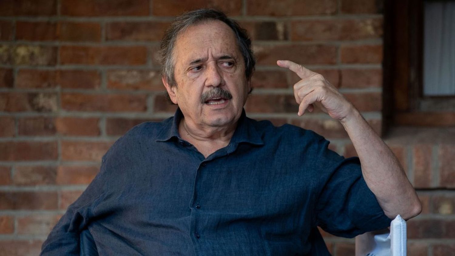 Para Alfonsín, los radicales no deberían estar en el lugar de los "autoritarios"