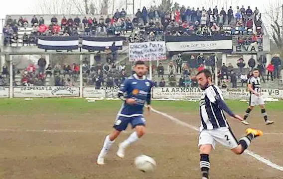 Primer triunfo de Independiente