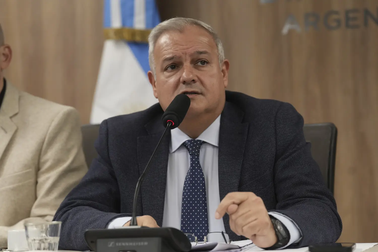 Farías: "Argentina tiene un gran futuro en materia de energía y podemos ser protagonistas en el mundo si apoyamos el desarrollo de todos los sectores energéticos"