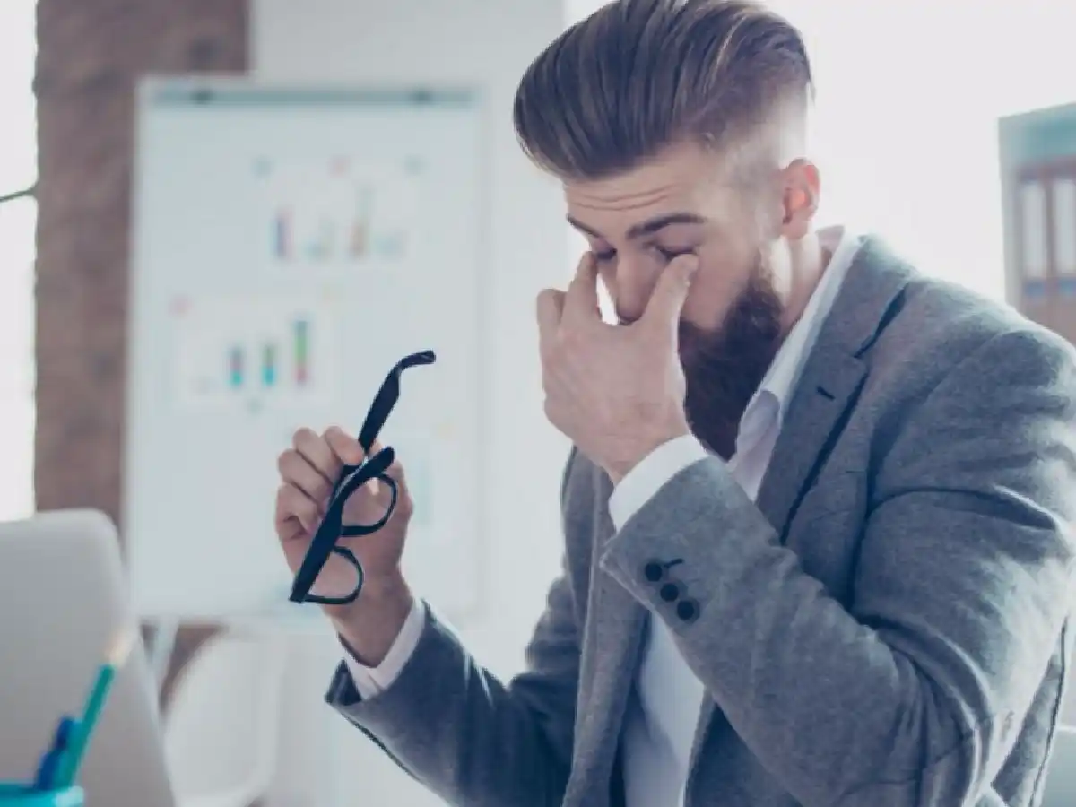 Aumentan los casos de  “ojo seco” por la alta exposición a las pantallas