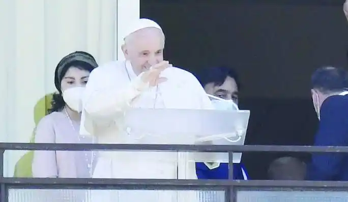 "Que todo enfermo reciba la unción de la cercanía", pidió el Papa