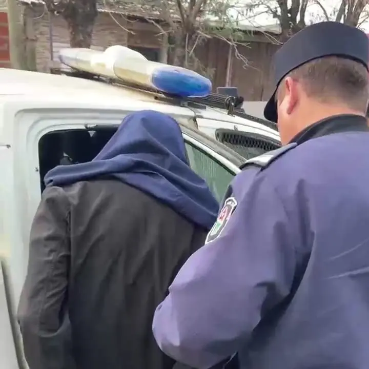 Secuestran marihuana y detienen a un hombre durante un allanamiento por amenazas entre vecinos