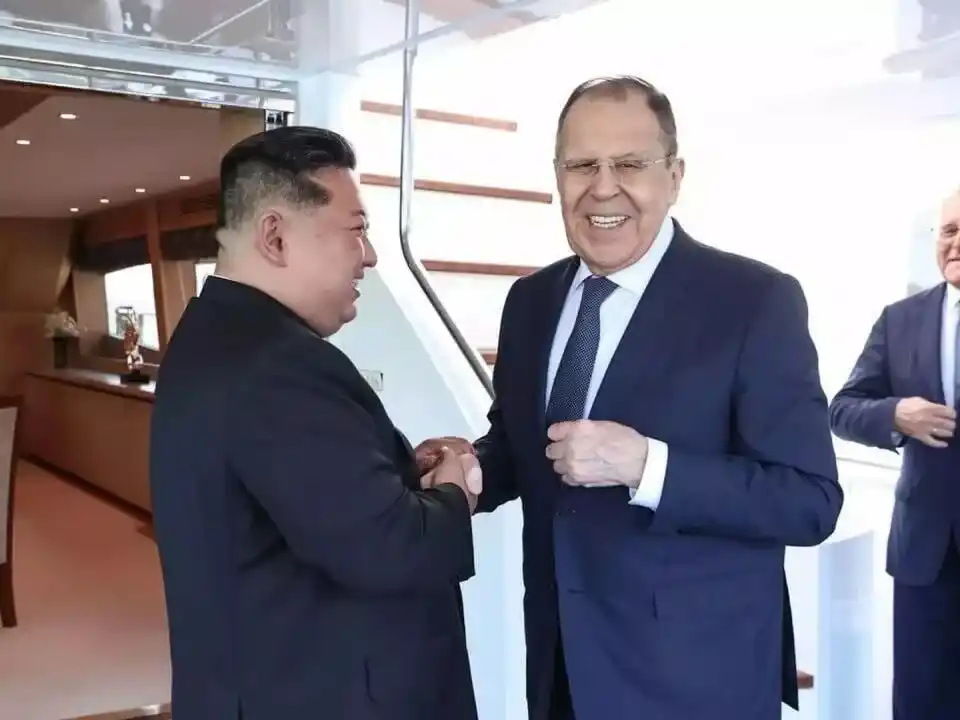 Rusia y Corea del Norte impulsarán lazos de cooperación estratégica