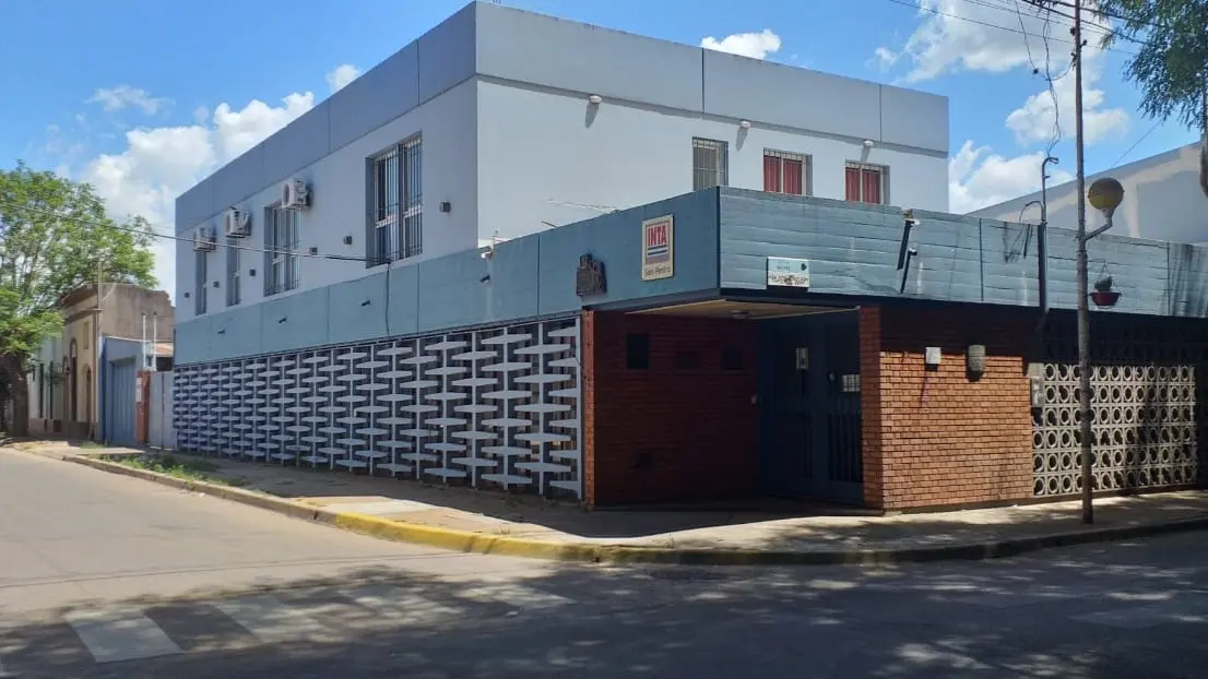 Tener un edificio propio es lo que, por el momento, mantiene en funcionamiento a la Agencia de Extensión del INTA San Pedro.