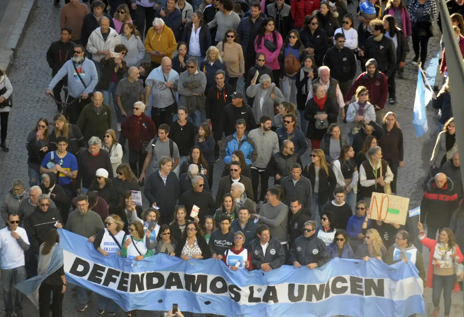 Trabajadores universitarios convocan a un “ruidazo” y a un paro con movilizaciones en todo el país