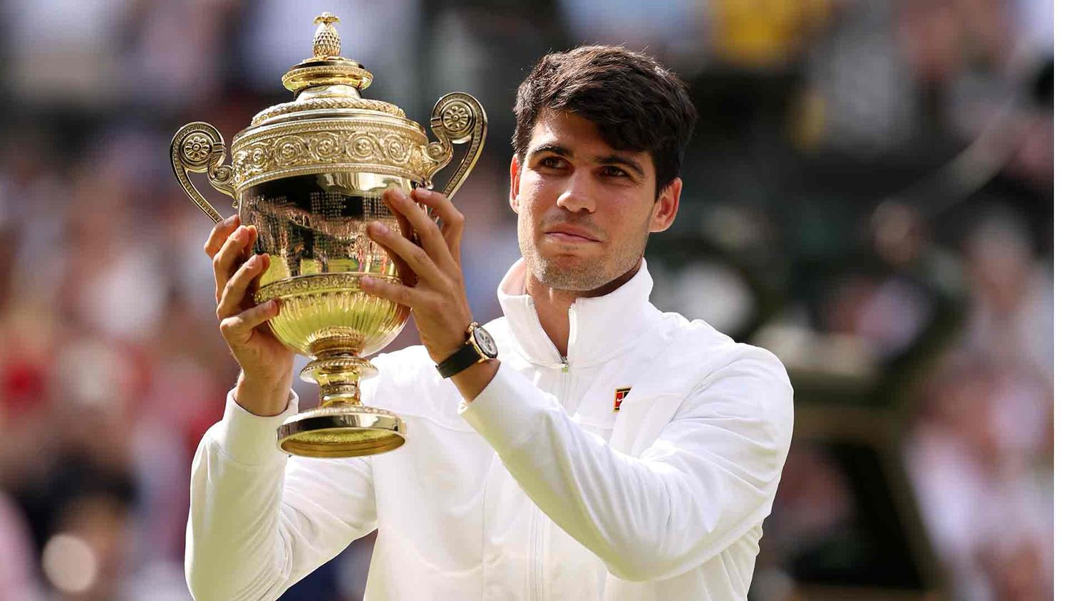 Carlos Alcaraz con su segundo Wimbledon