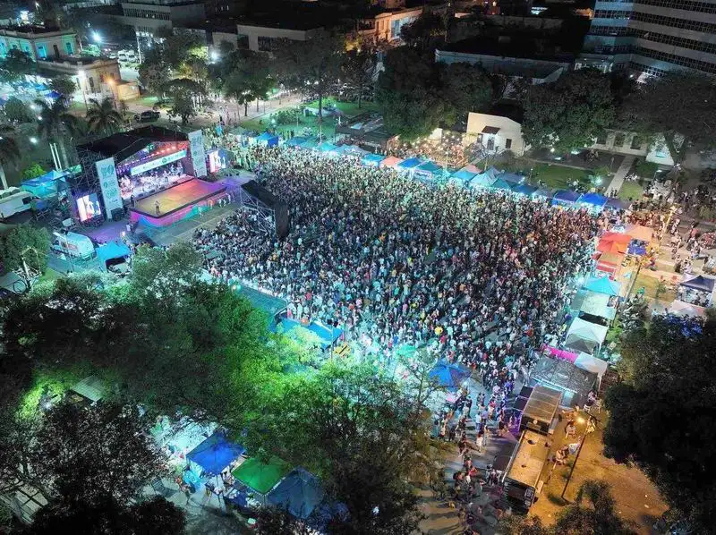Multitudinaria asistencia en el festival A toda costa