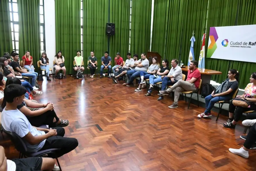 Empleo: 509 jóvenes tuvieron su primera experiencia en empresas de la ciudad en 2022