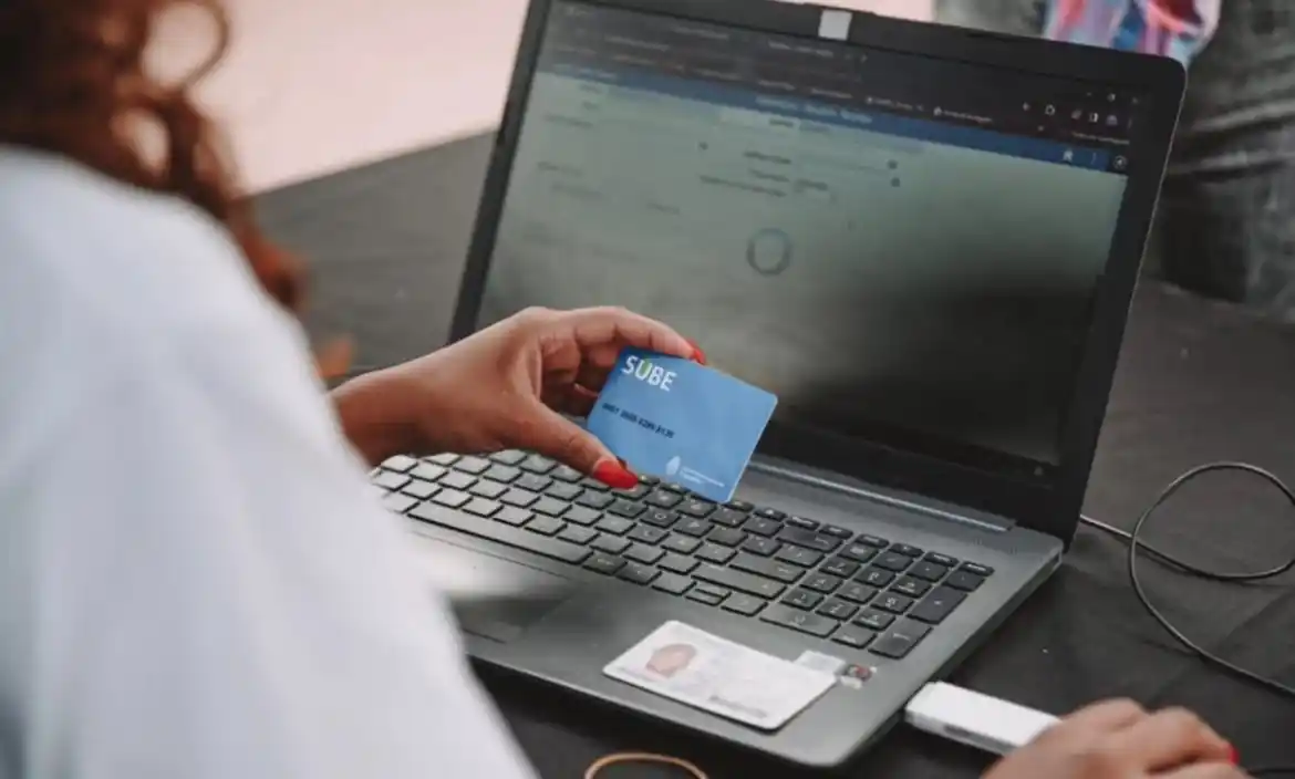 La Comuna continúa desplegando operativos para registrar la tarjeta SUBE