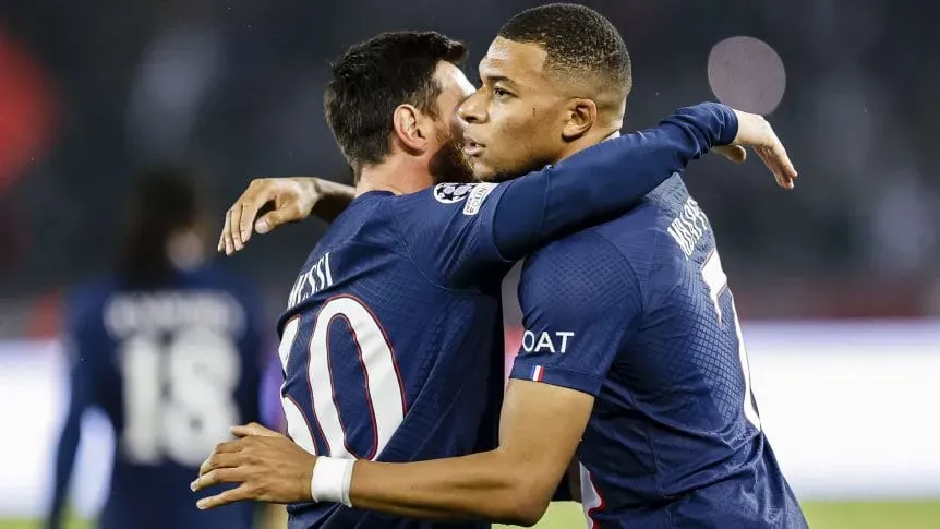 Lionel Messi y Kylian Mbappé