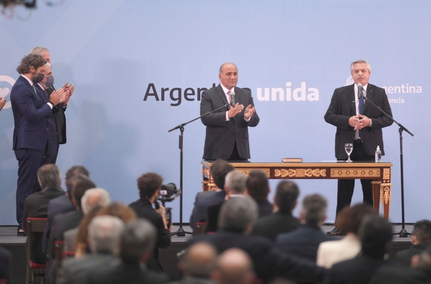 Juraron los nuevos ministros y quedó conformado el nuevo gabinete nacional
