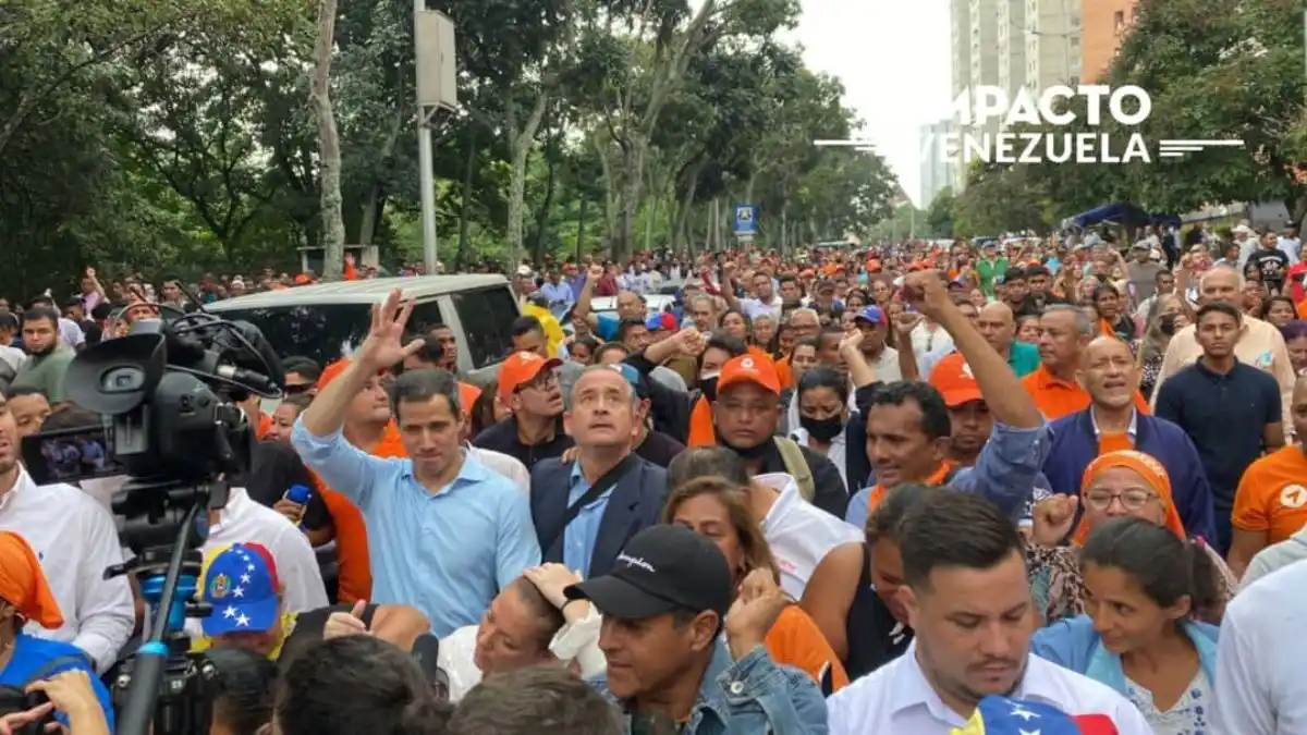 ¡MADURO PON FECHA! Guaidó marchó hacia el CNE para exigir elecciones presidenciales