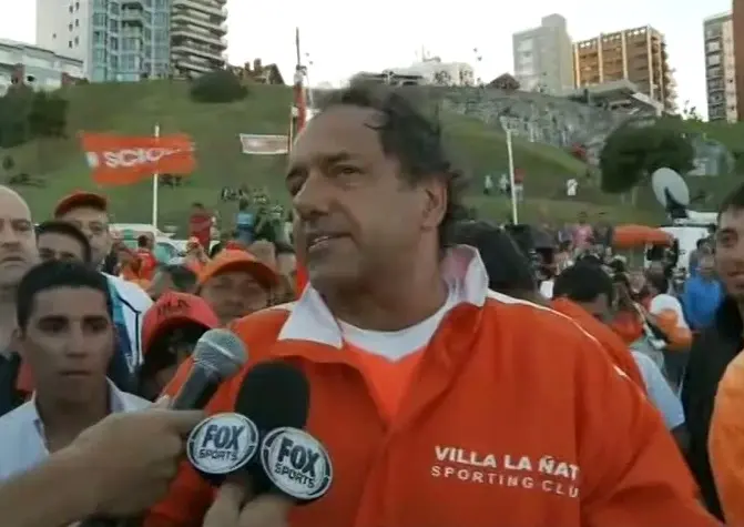 Scioli campeón con Villa La Ñata: Se enojó porque le cobraron "mano"