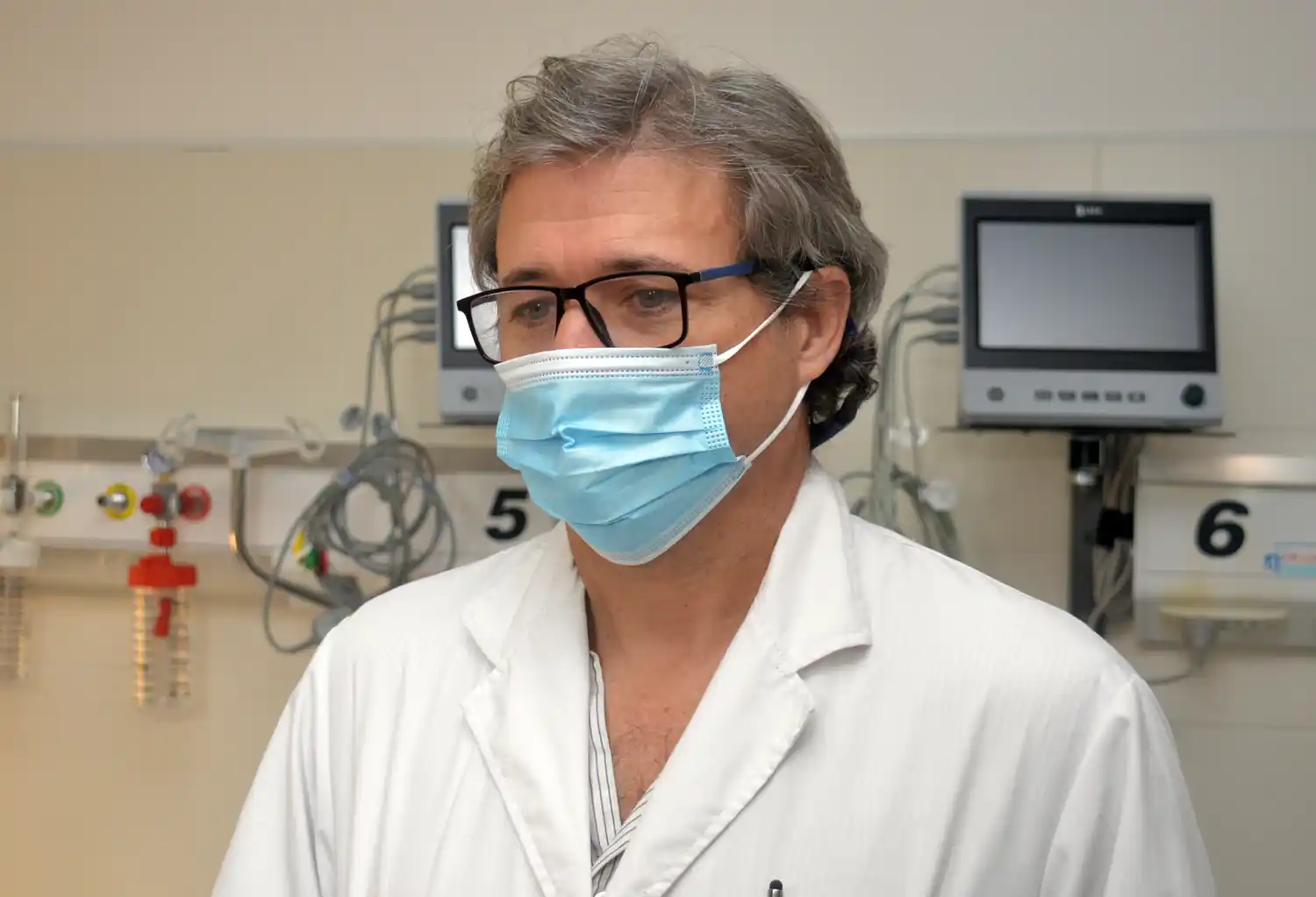 El jefe de la Unidad de Cuidados Respiratorios del Hospital aseguró que aumentó la demanda