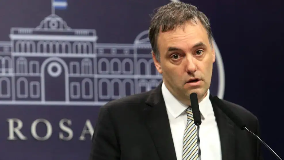 "No hay un solo alimento que esté bajo nuestra custodia que esté en riesgo de vencerse", aseguró el vocero presidencial.