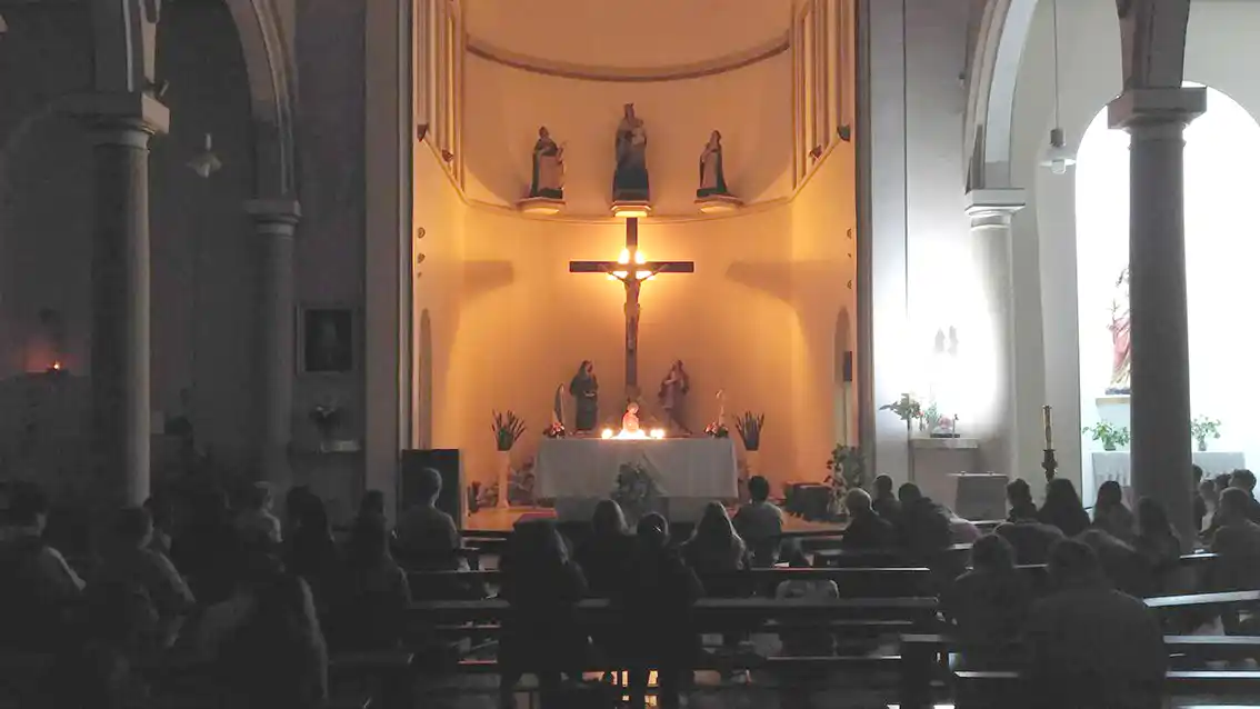 Noche de adoración en la Parroquia Ntra. Sra. del Rosario