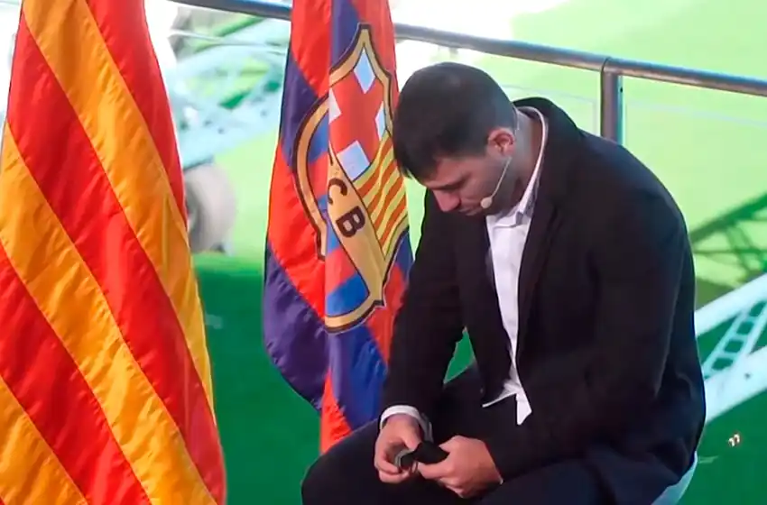 El Kun Agüero anunció el retiro: "La camiseta Argentina es lo que mas amo"