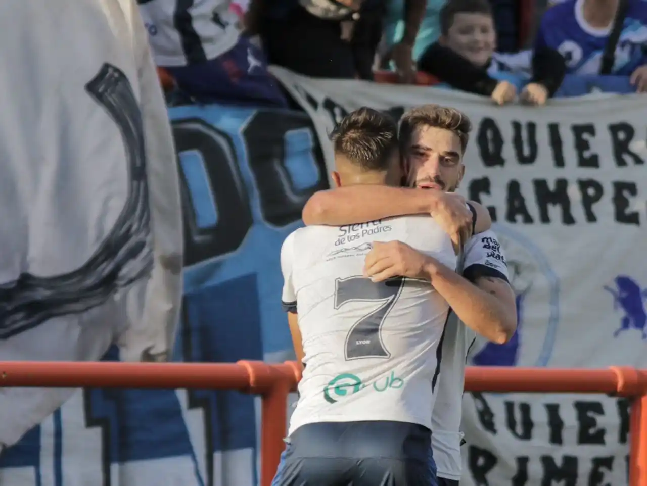 Alvarado volvió a sonreír en el Minella