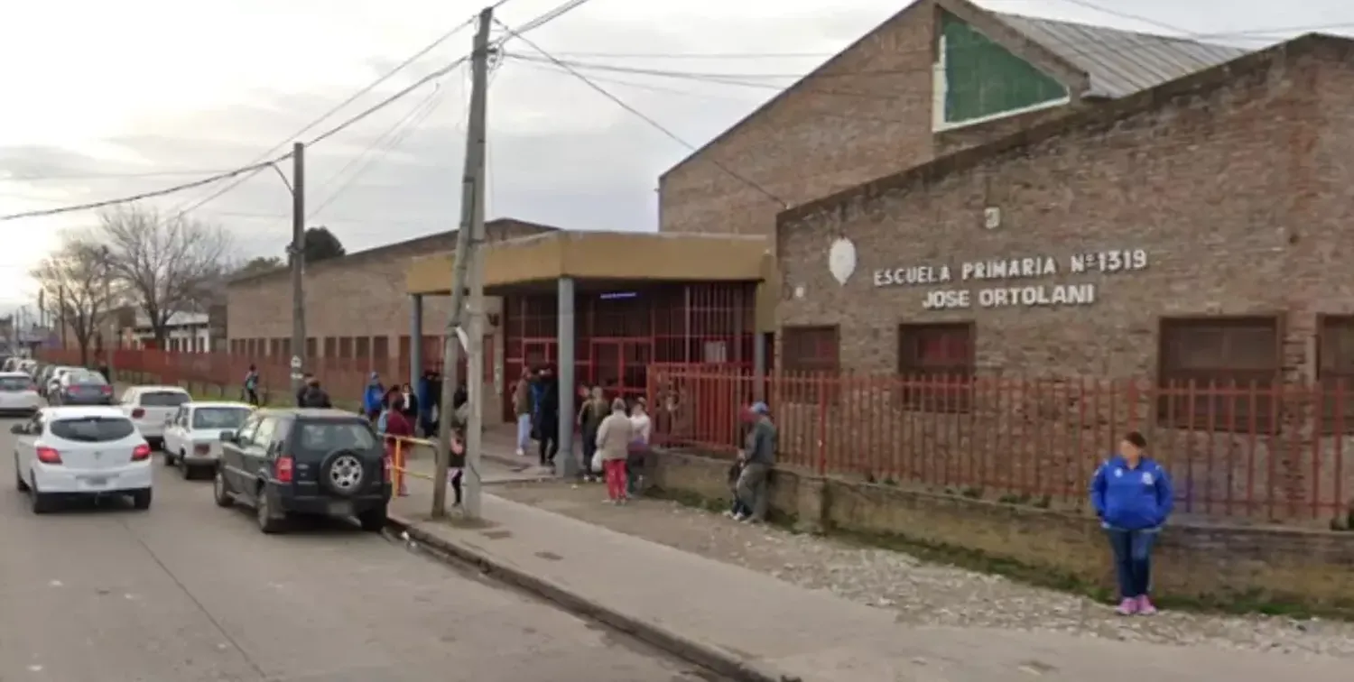 Los docentes de Rosario están de paro tras la balacera a una escuela y el impacto en una nena de 6 años