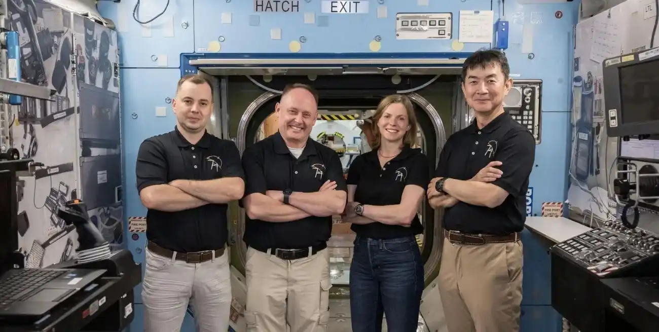 La tripulación de la misión Crew-11, compuesta por dos astronautas estadounidenses, uno japonés y uno ruso, regresará antes de lo previsto.