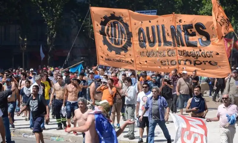 La CGT levantó el paro de mañana  y evalúan nuevas medidas