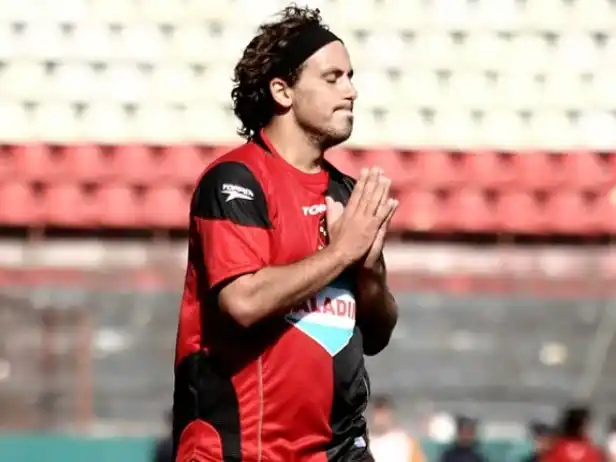 El Ogro volverá a vestir la de la Lepra, pero esta vez como entenador.