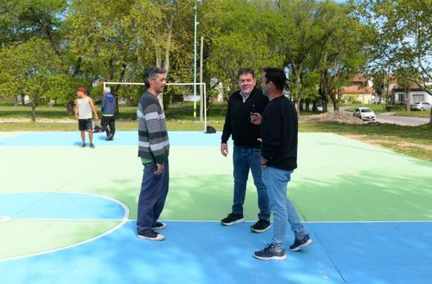 Repavimentaron calles y construyeron un playón deportivo en Termas Huinco