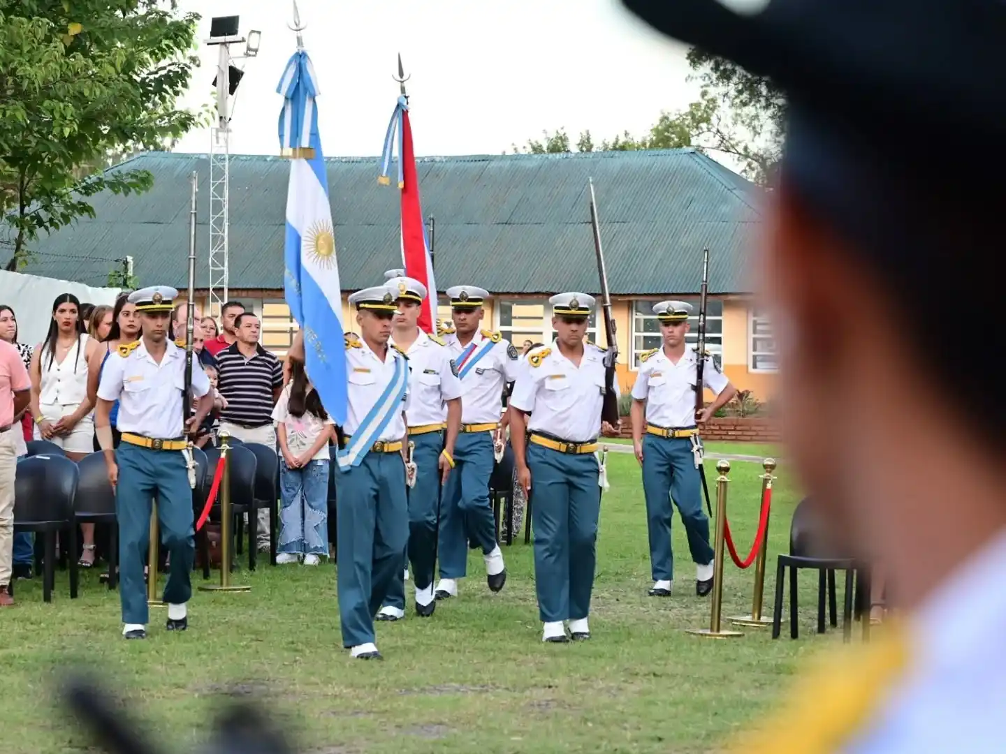 Separan aspirante a agente penitenciario por sus vínculos con conocido narco
