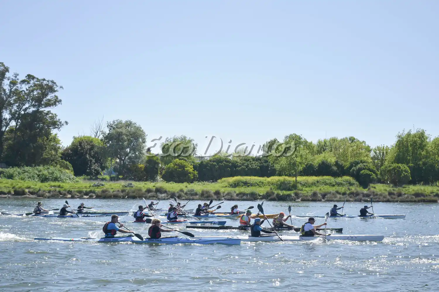 Regata de los Tres Puentes organizado por el Club Náutico