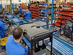 La construcción y la producción industrial mostraron crecimiento durante agosto pasado