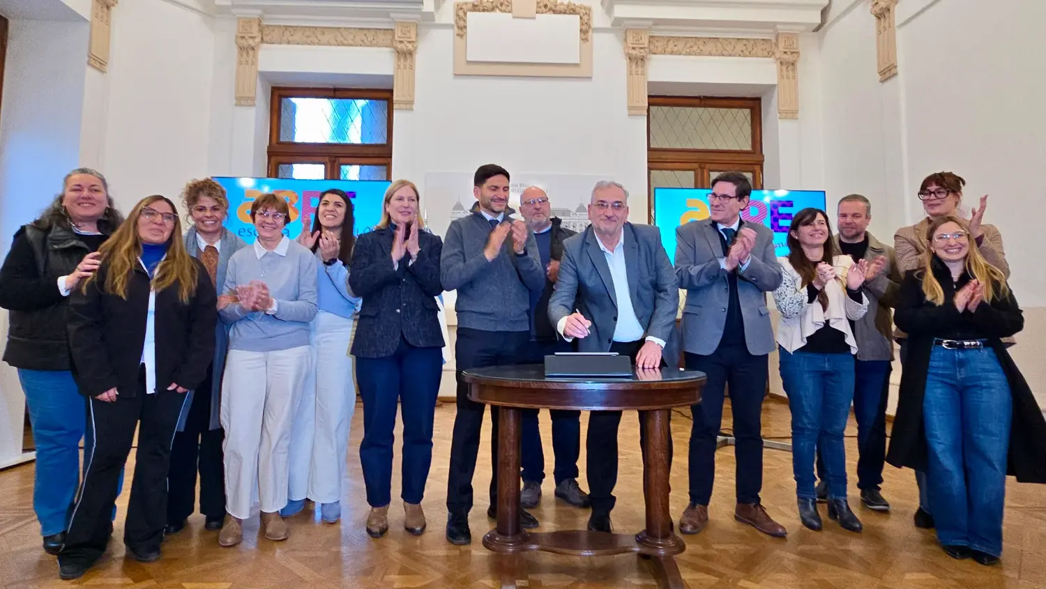 Cinco escuelas del departamento Castellanos se incorporaron al Programa 1000 Aulas